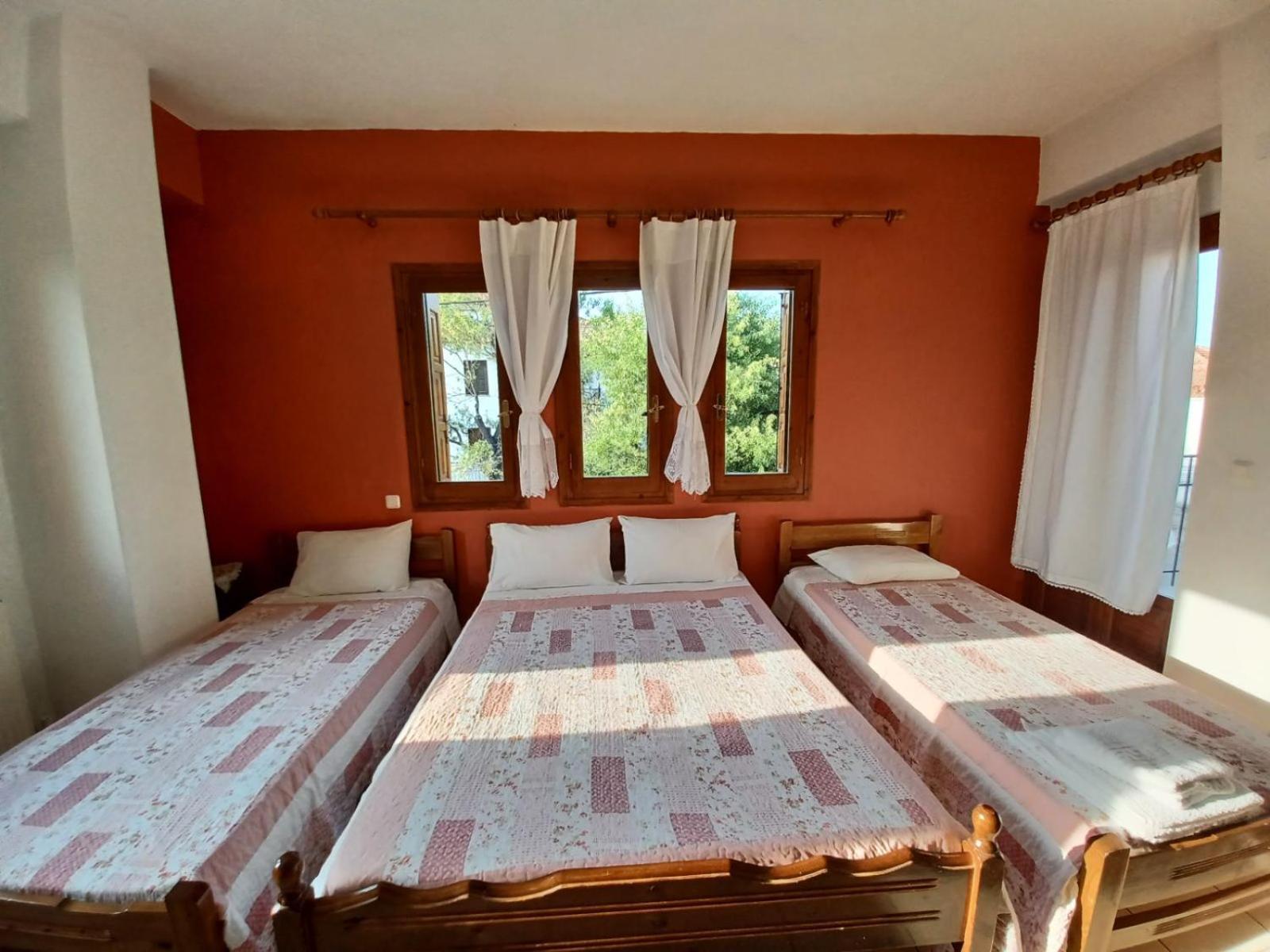 Maravelias Rooms Tríkeri Eksteriør bilde